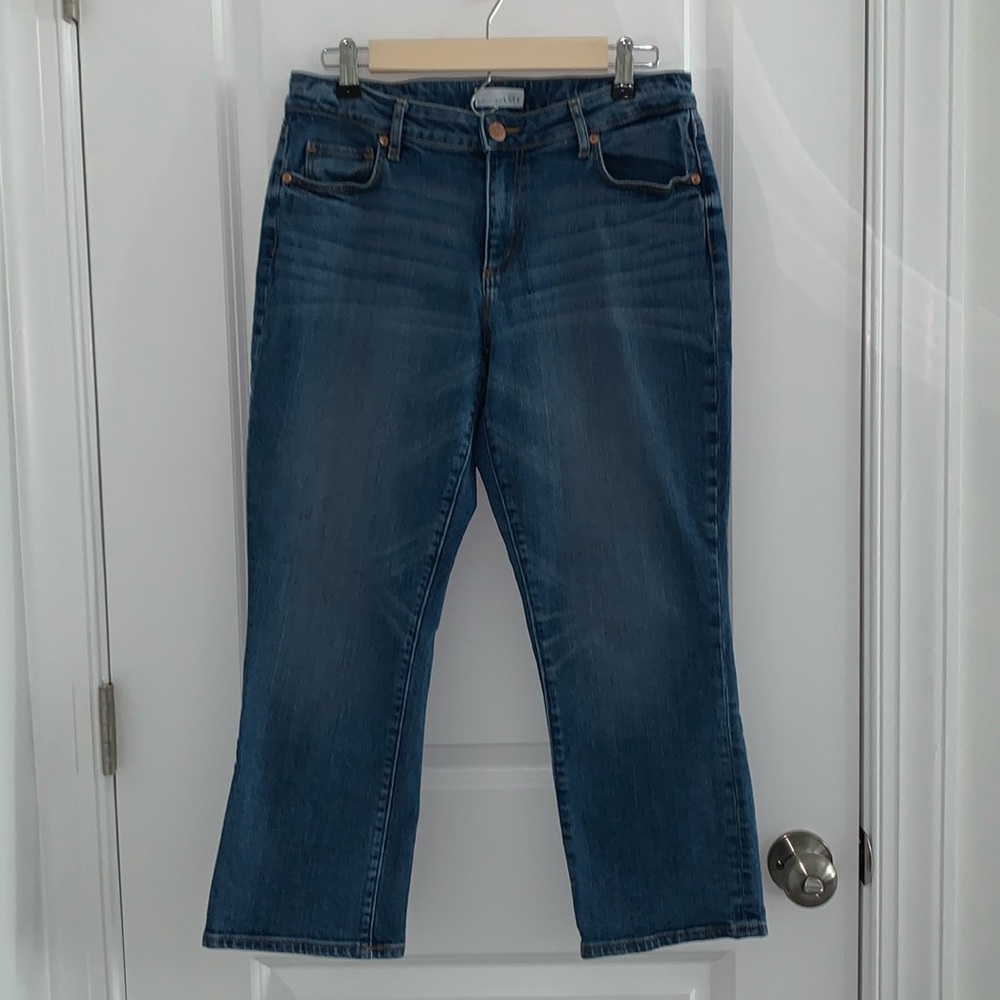 LOFT curvy kick crop jeans, medium wash, size 29/8